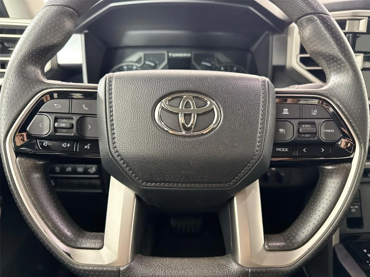 2023 Toyota Tundra SR5 thumbnail 16
