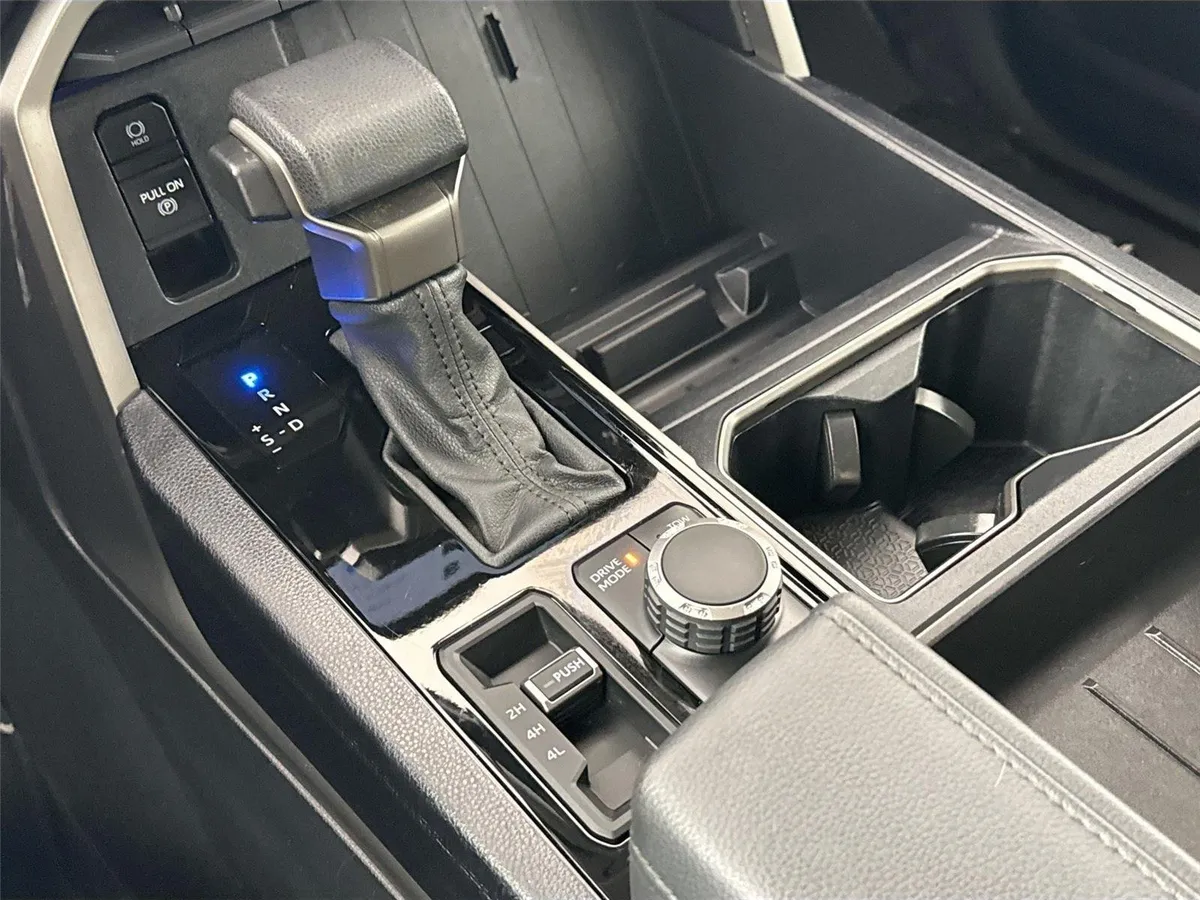 2023 Toyota Tundra SR5 thumbnail 26