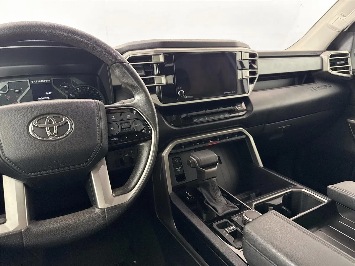 2023 Toyota Tundra SR5 thumbnail 31