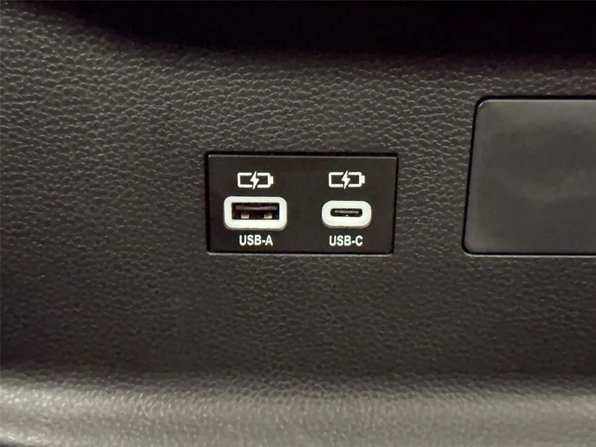 2023 Toyota Tundra SR5 thumbnail 36