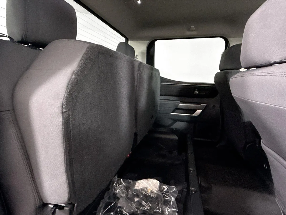 2023 Toyota Tundra SR5 thumbnail 38