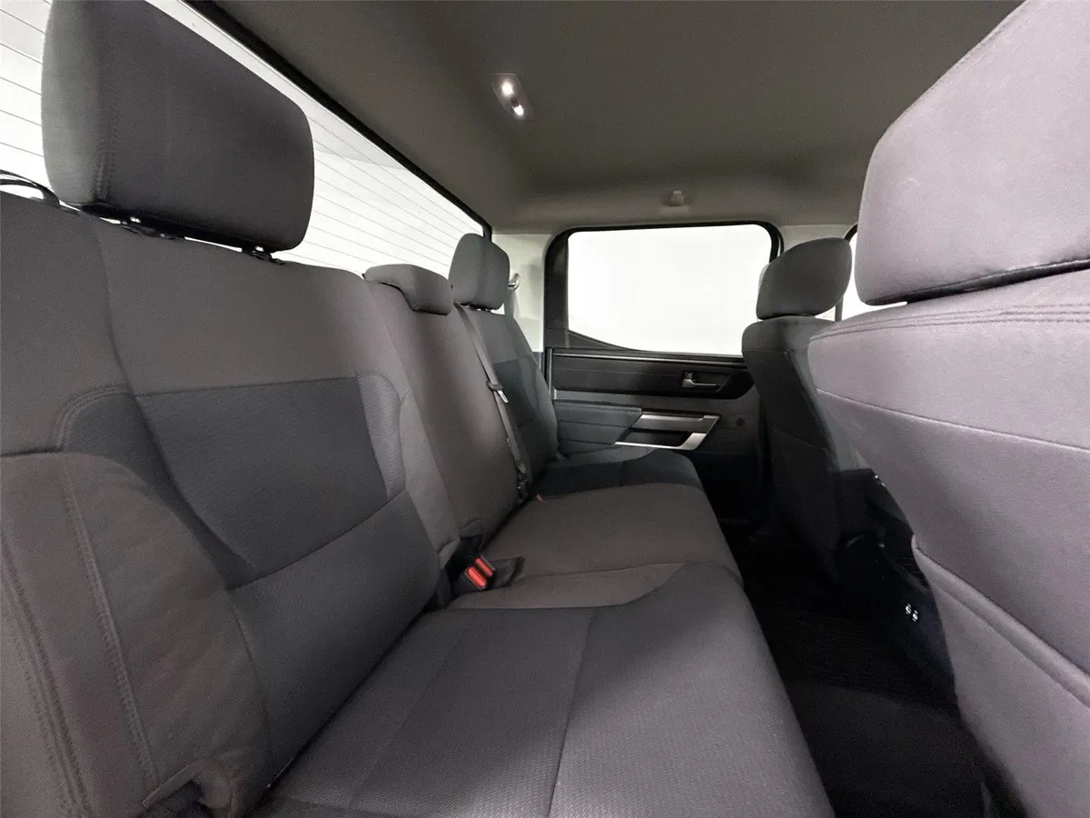 2023 Toyota Tundra SR5 thumbnail 39