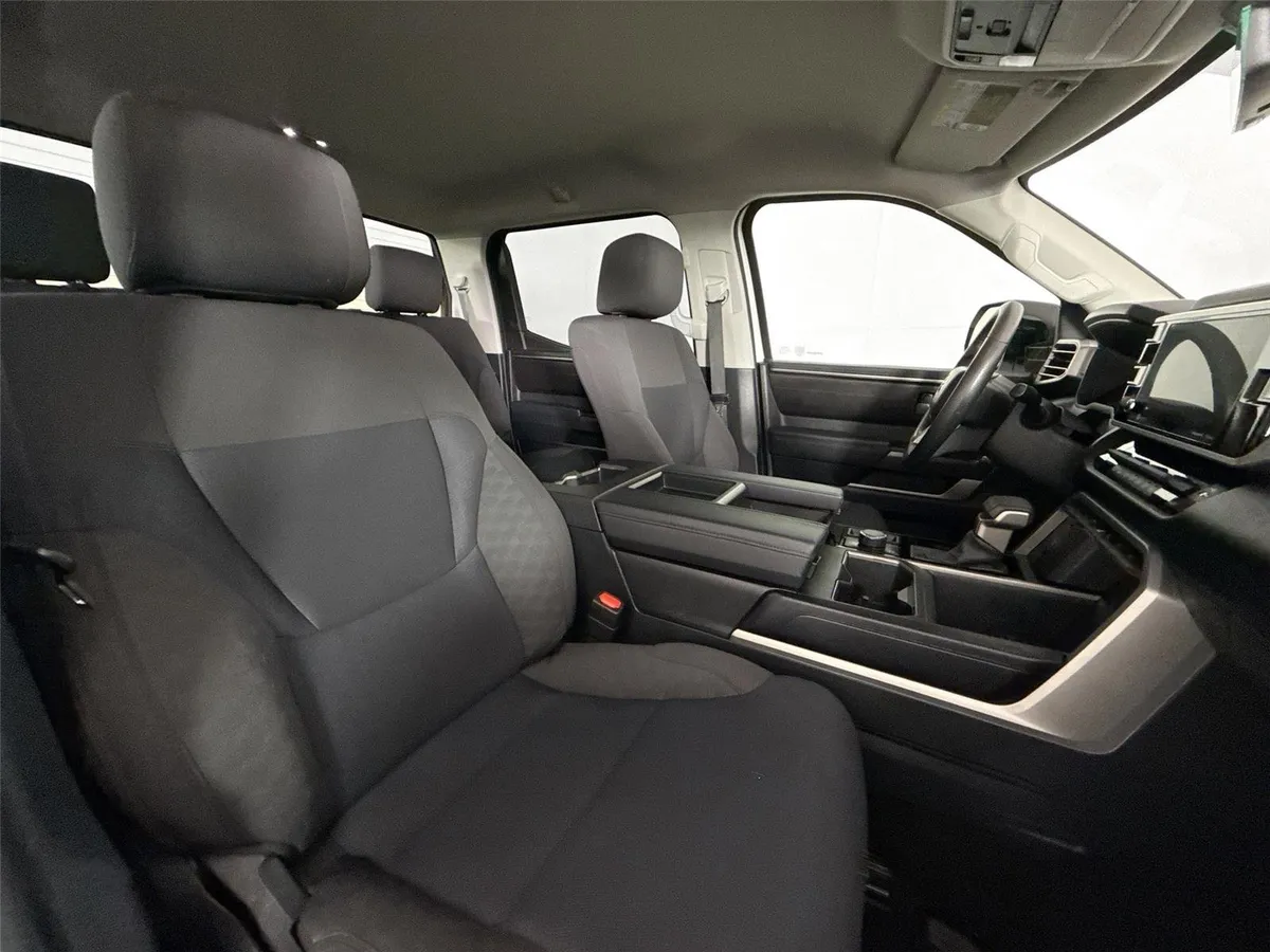 2023 Toyota Tundra SR5 thumbnail 40