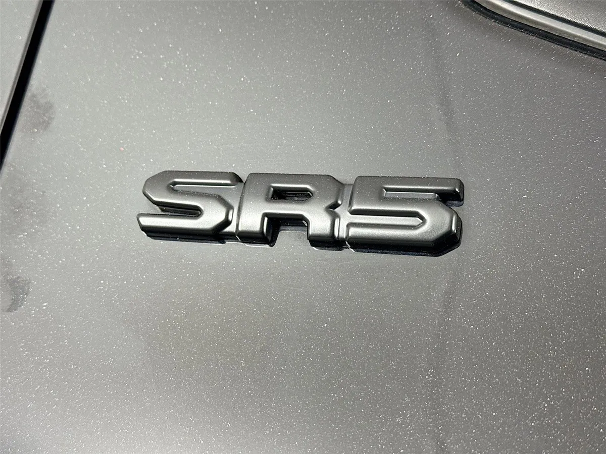 2023 Toyota Tundra SR5 thumbnail 14