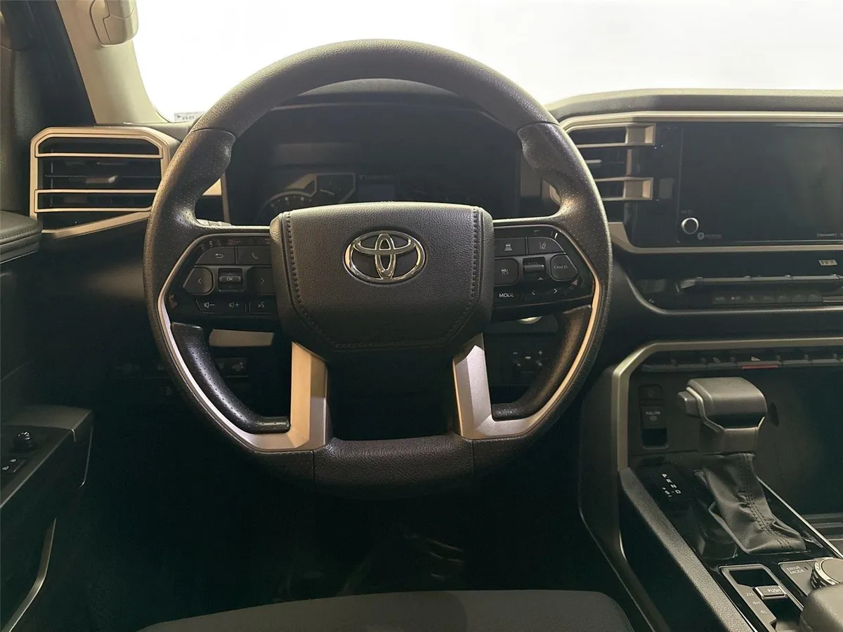 2023 Toyota Tundra SR5 thumbnail 28