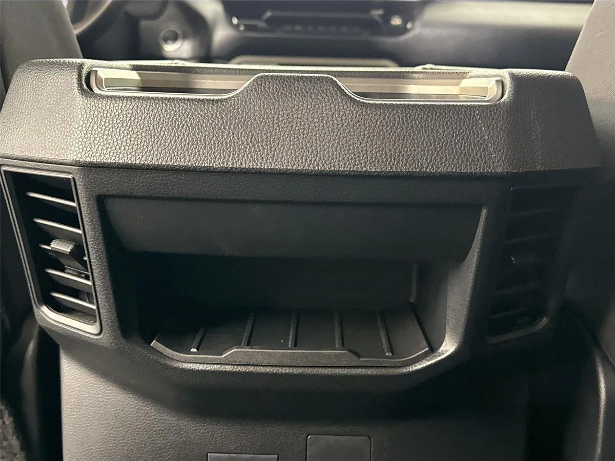 2023 Toyota Tundra SR5 thumbnail 33