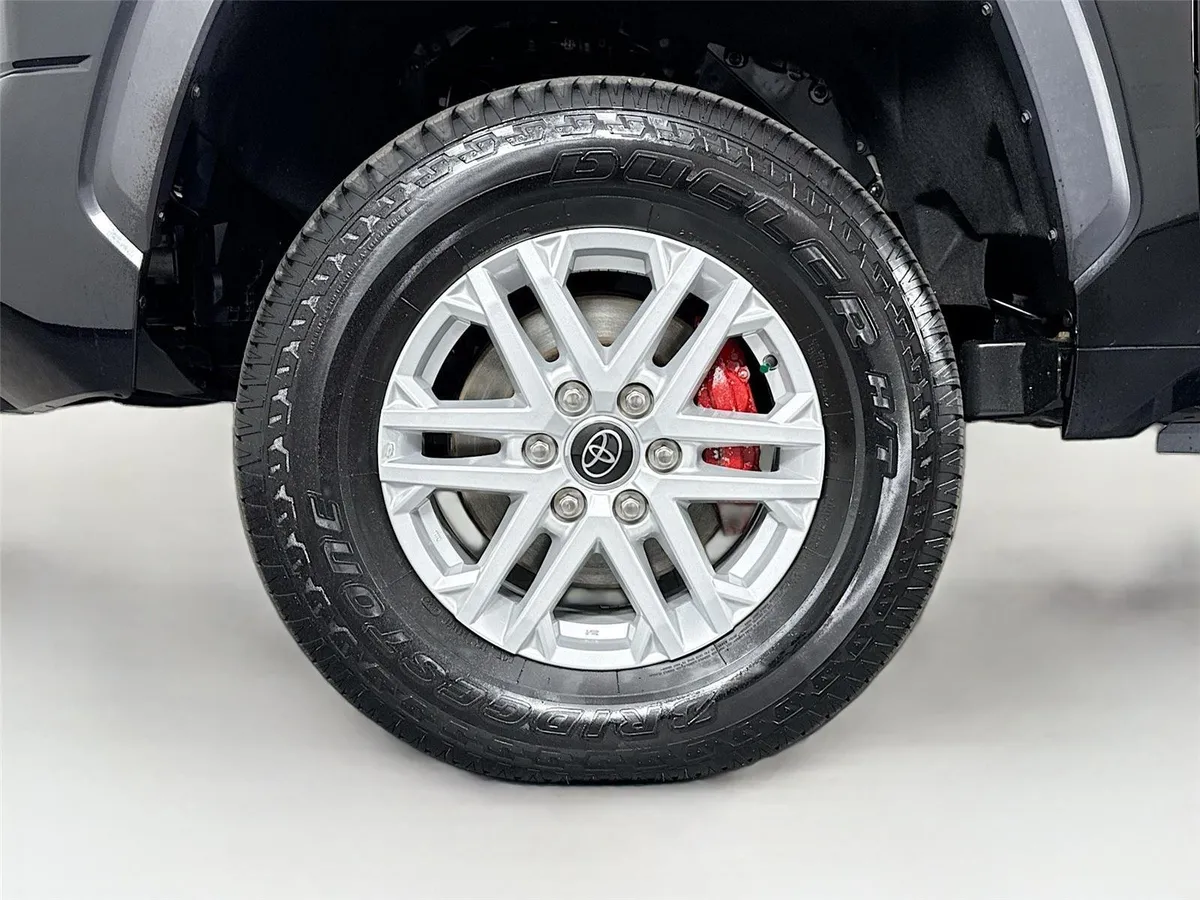 2023 Toyota Tundra SR5 thumbnail 40