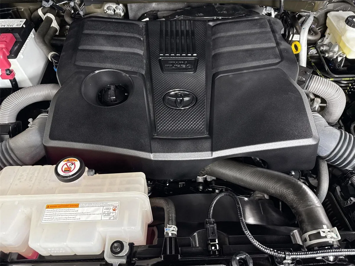 2023 Toyota Tundra SR5 thumbnail 42