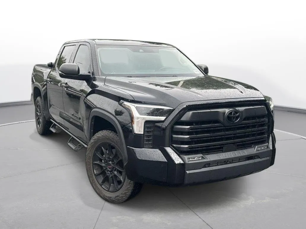 2023 Toyota Tundra SR5 thumbnail 4