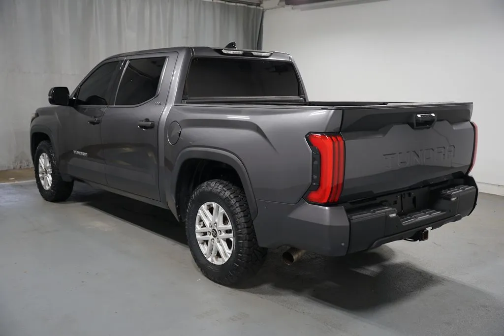 2023 Toyota Tundra SR5 thumbnail 6