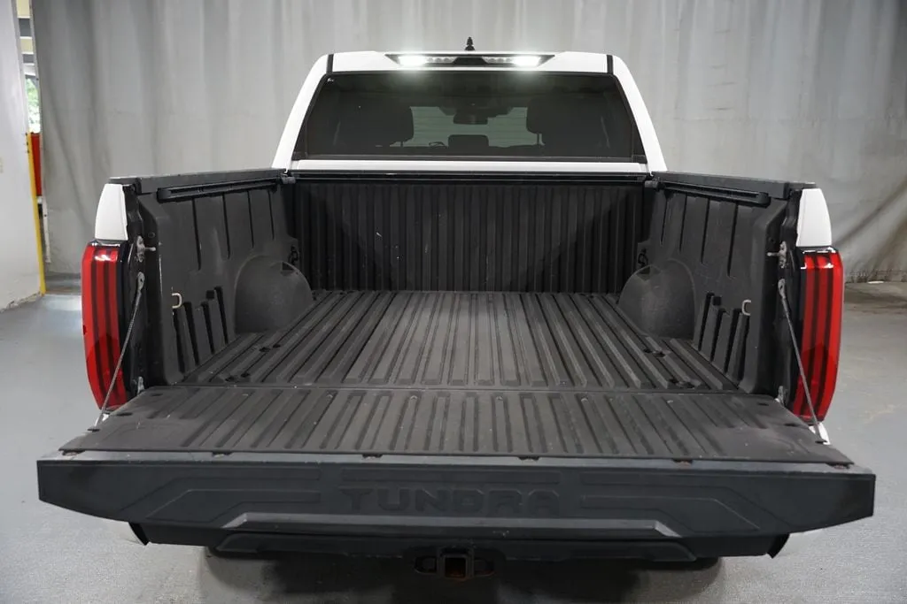 2023 Toyota Tundra SR5 thumbnail 35