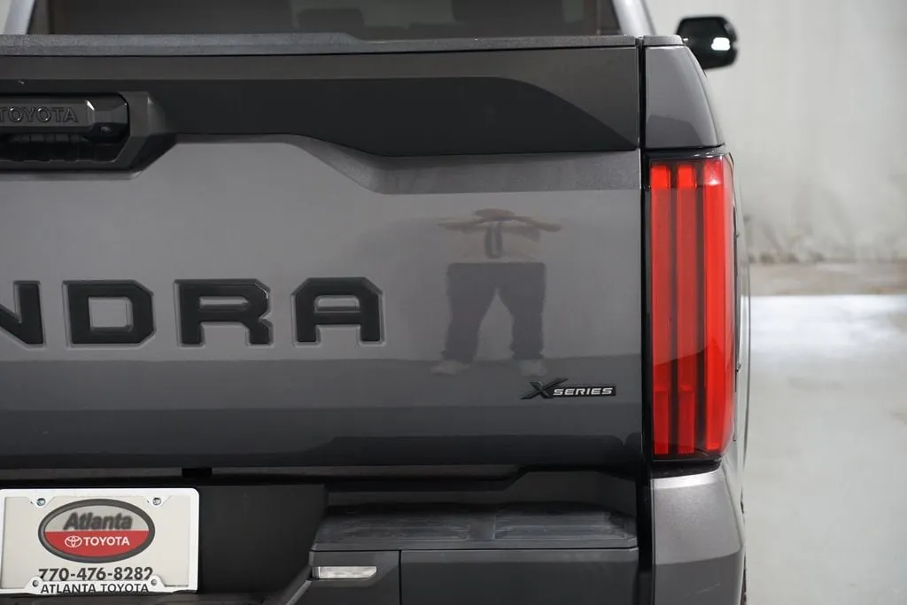 2023 Toyota Tundra SR5 thumbnail 10