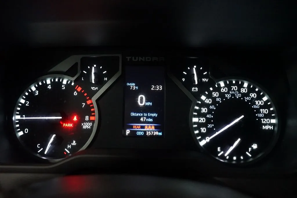 2023 Toyota Tundra SR5 thumbnail 16