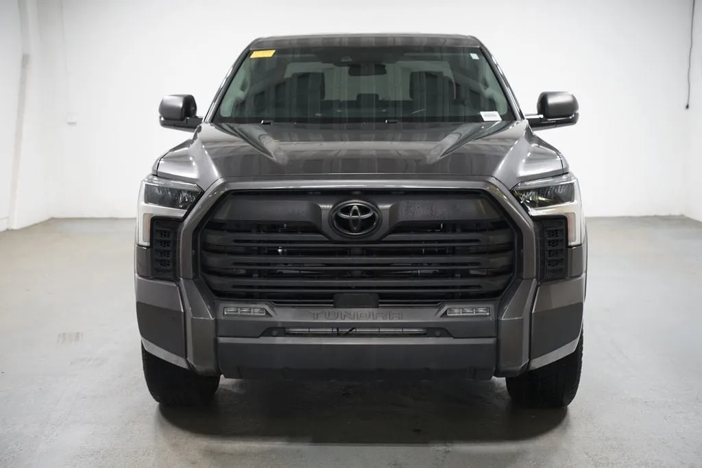 2023 Toyota Tundra SR5 thumbnail 2