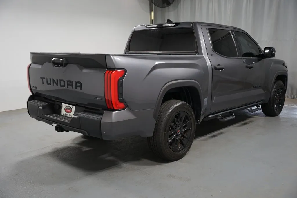 2023 Toyota Tundra SR5 thumbnail 8