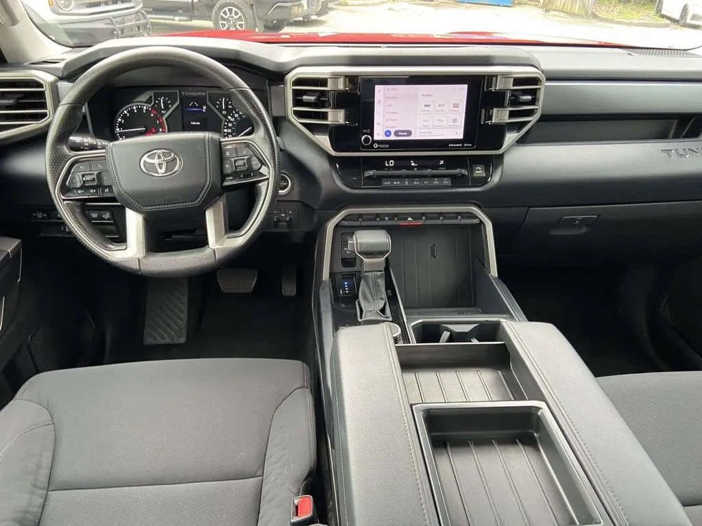 2023 Toyota Tundra SR5 thumbnail 11