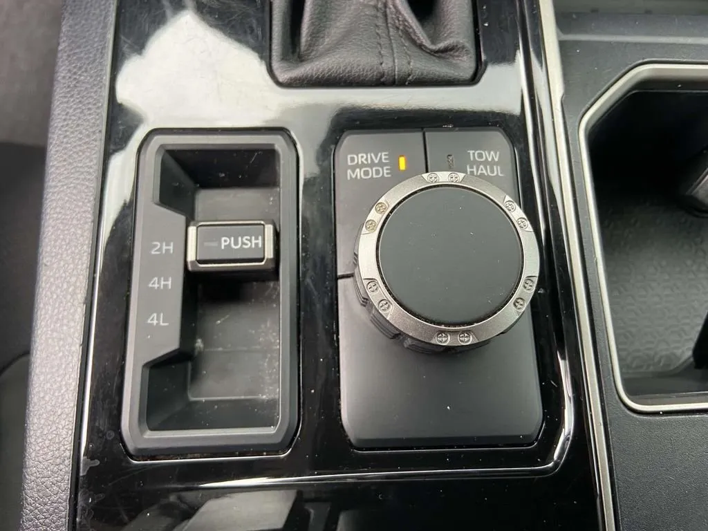 2023 Toyota Tundra SR5 thumbnail 25
