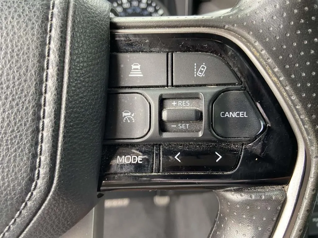 2023 Toyota Tundra SR5 thumbnail 32