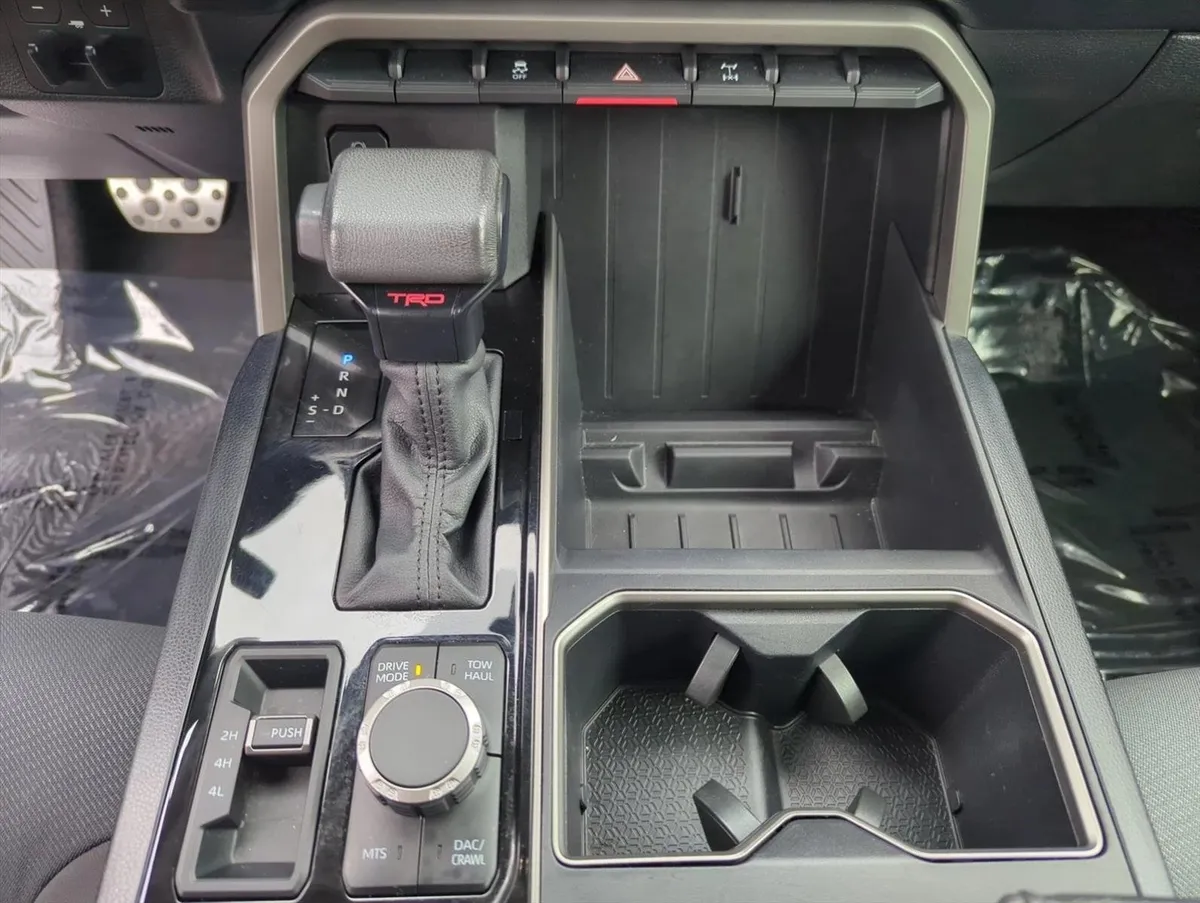 2023 Toyota Tundra SR5 thumbnail 13
