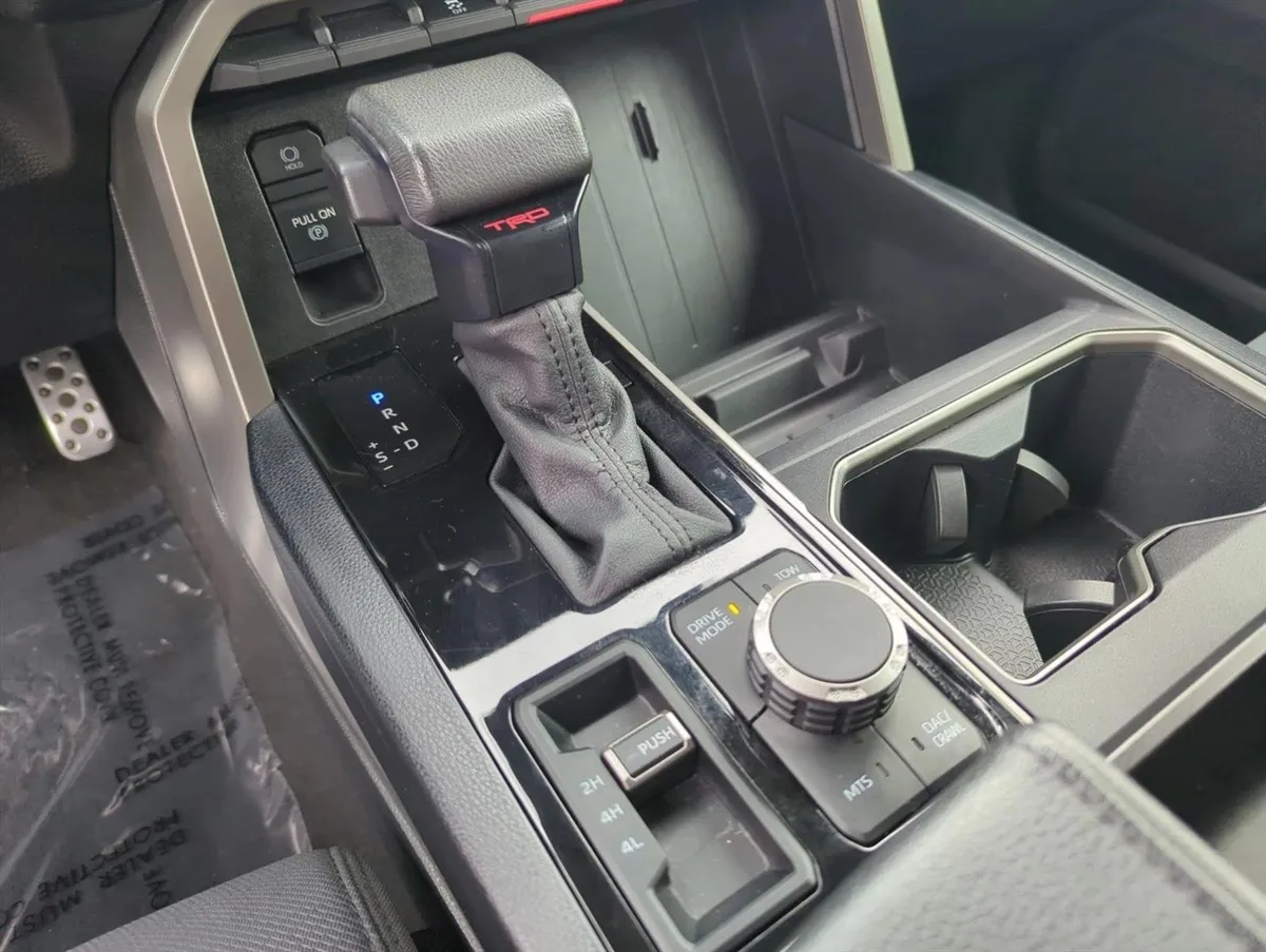 2023 Toyota Tundra SR5 thumbnail 14