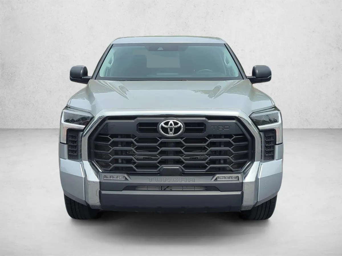 2023 Toyota Tundra SR5 thumbnail 2