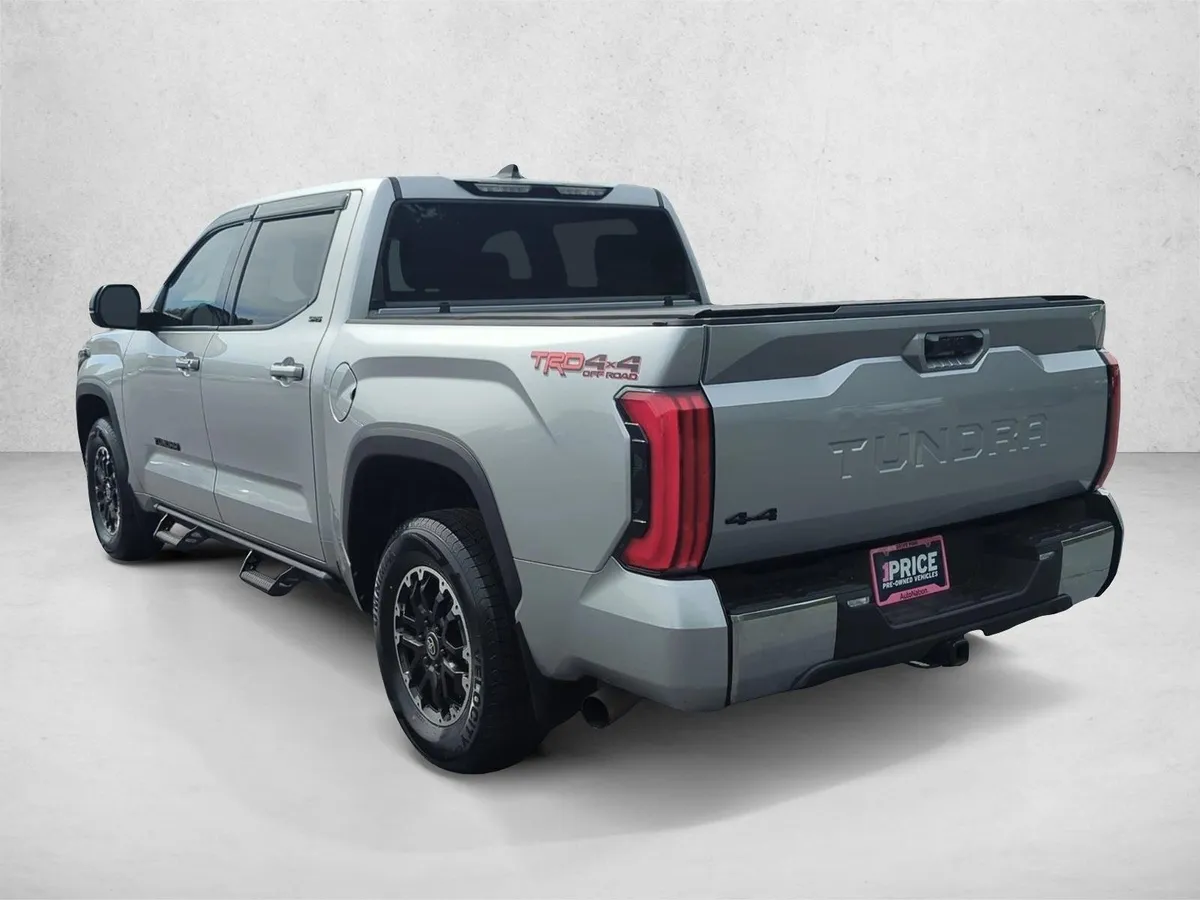 2023 Toyota Tundra SR5 thumbnail 7