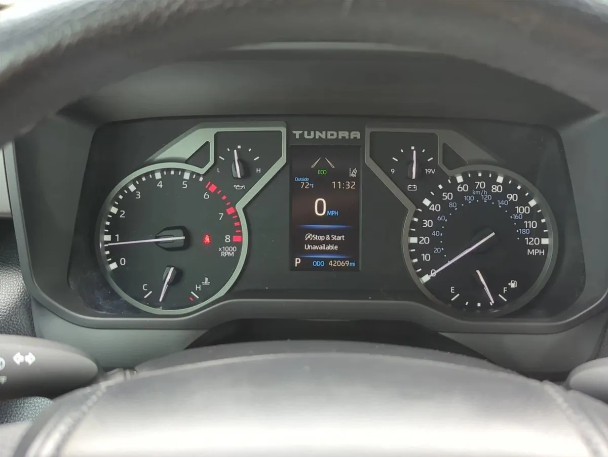 2023 Toyota Tundra SR5 thumbnail 9