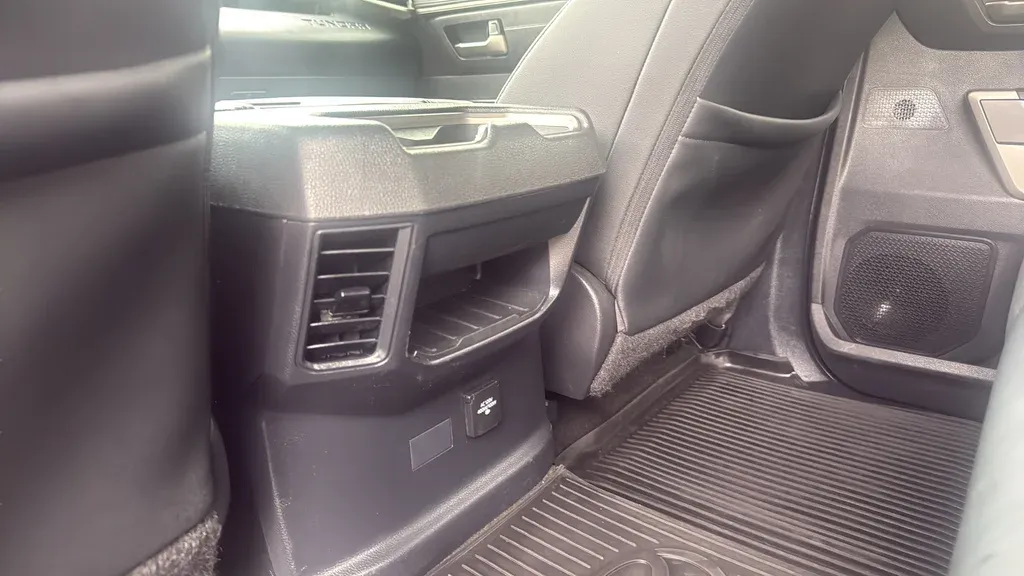 2023 Toyota Tundra SR5 thumbnail 22