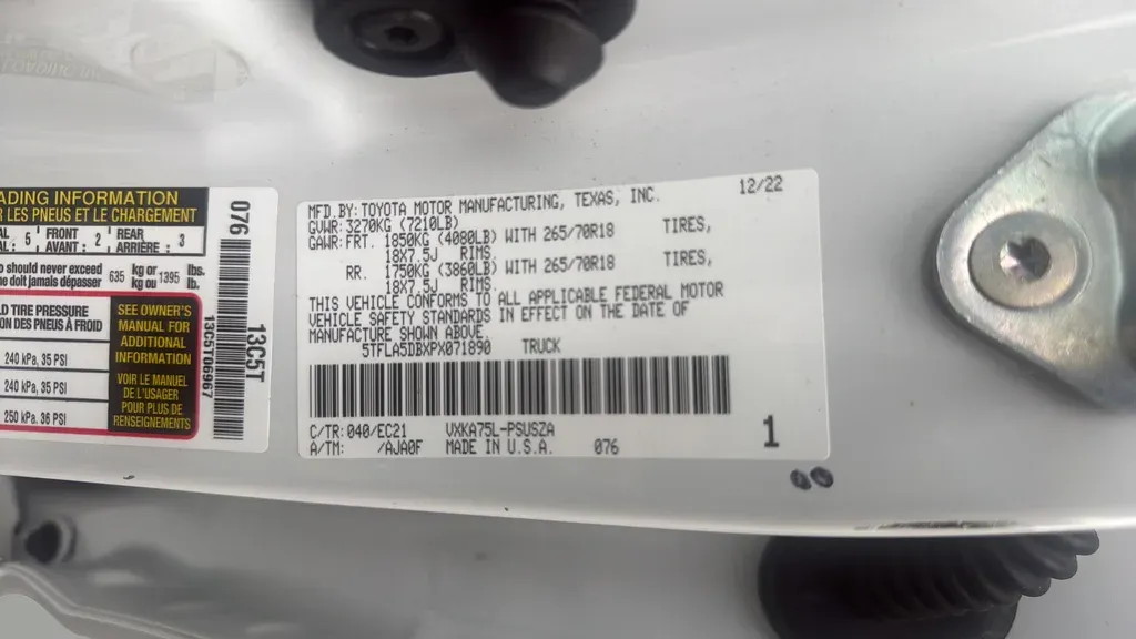 2023 Toyota Tundra SR5 thumbnail 26