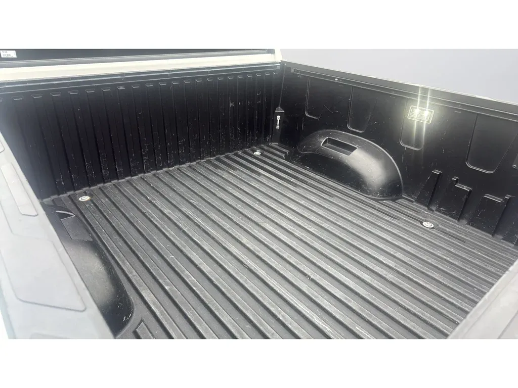 2023 Toyota Tundra SR5 thumbnail 31