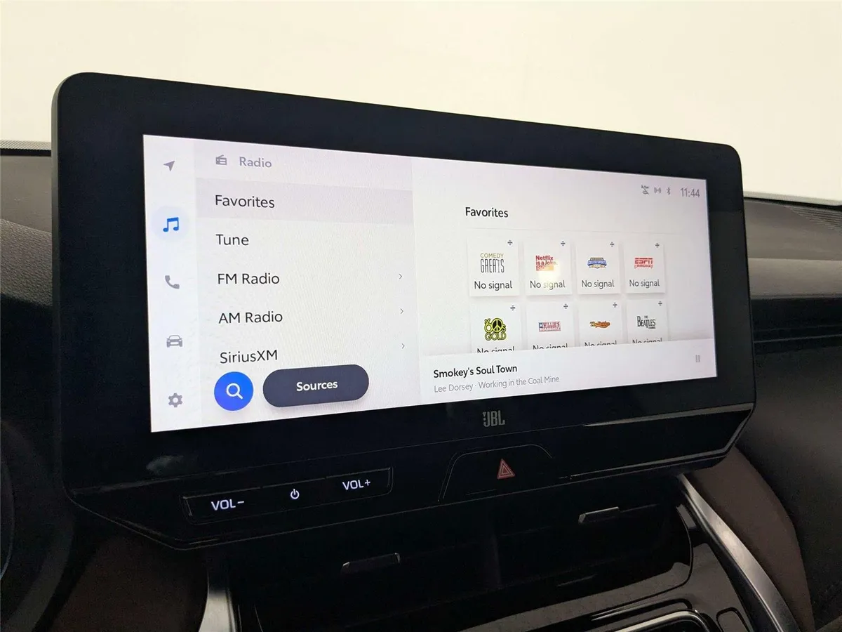 2023 Toyota Venza Limited thumbnail 21