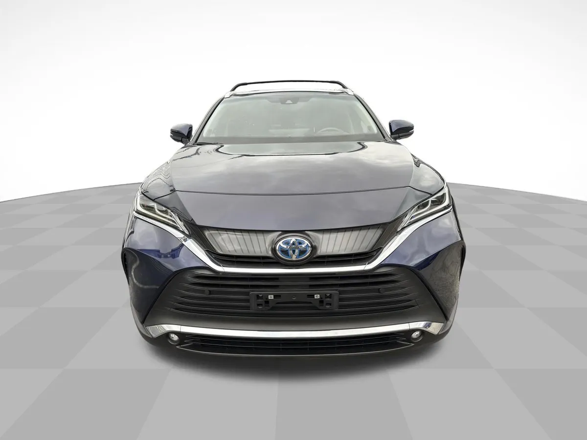 2023 Toyota Venza XLE thumbnail 2