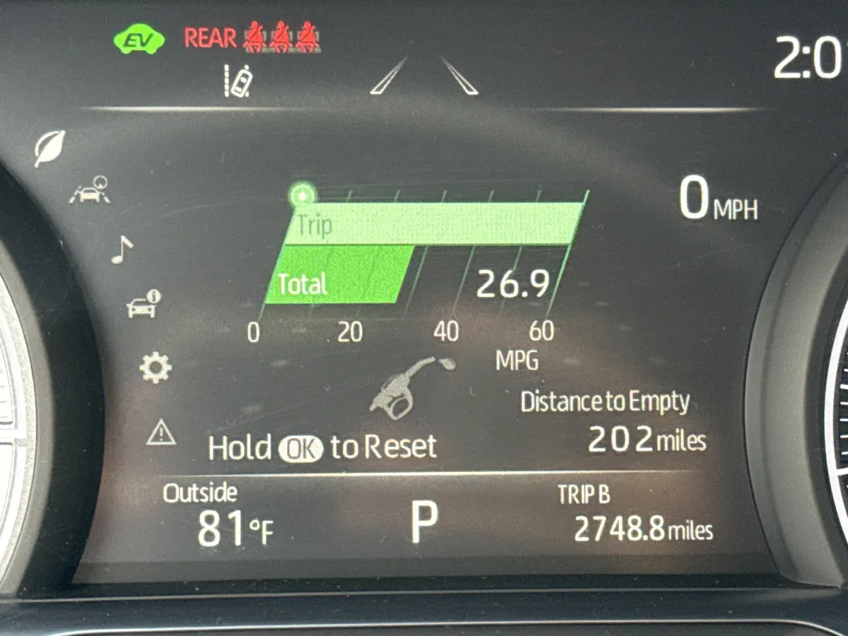 2023 Toyota Venza XLE thumbnail 25