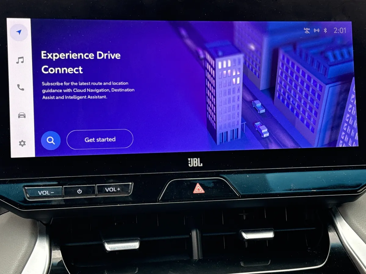 2023 Toyota Venza XLE thumbnail 26