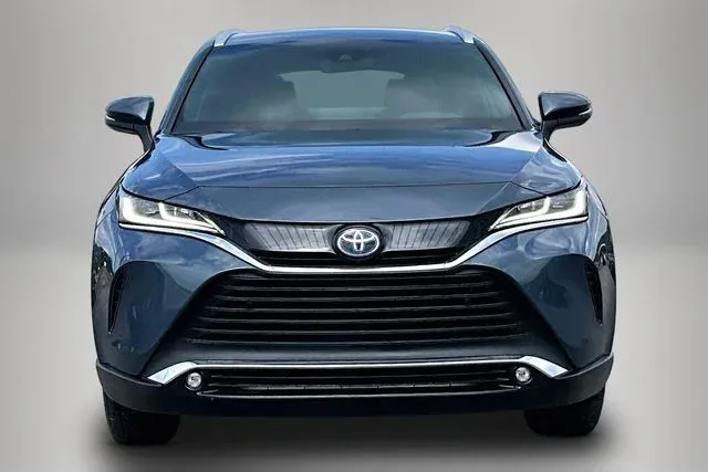 2023 Toyota Venza XLE thumbnail 3
