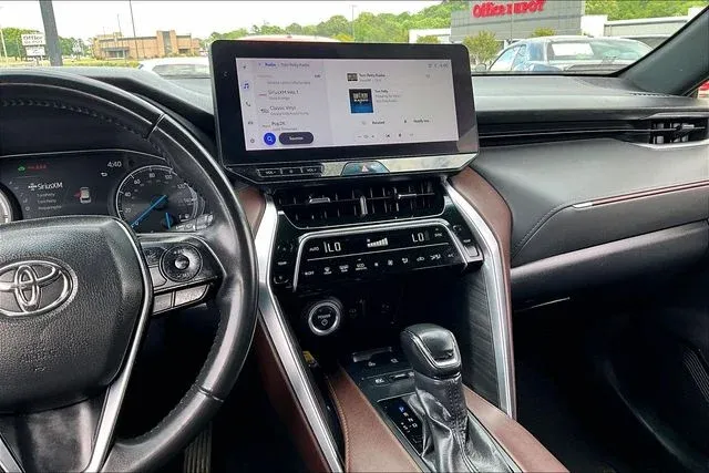 2023 Toyota Venza XLE thumbnail 9