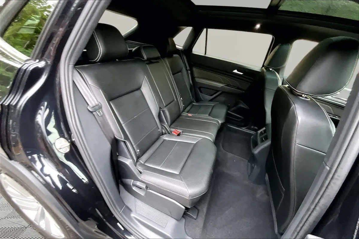 2023 Volkswagen Atlas Cross Sport 3.6L V6 SE w/Technology thumbnail 20