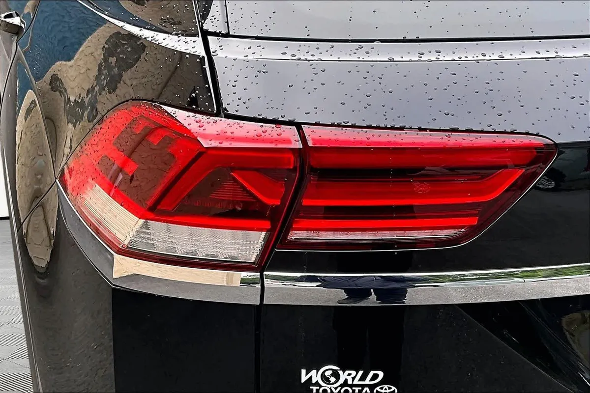2023 Volkswagen Atlas Cross Sport 3.6L V6 SE w/Technology thumbnail 29