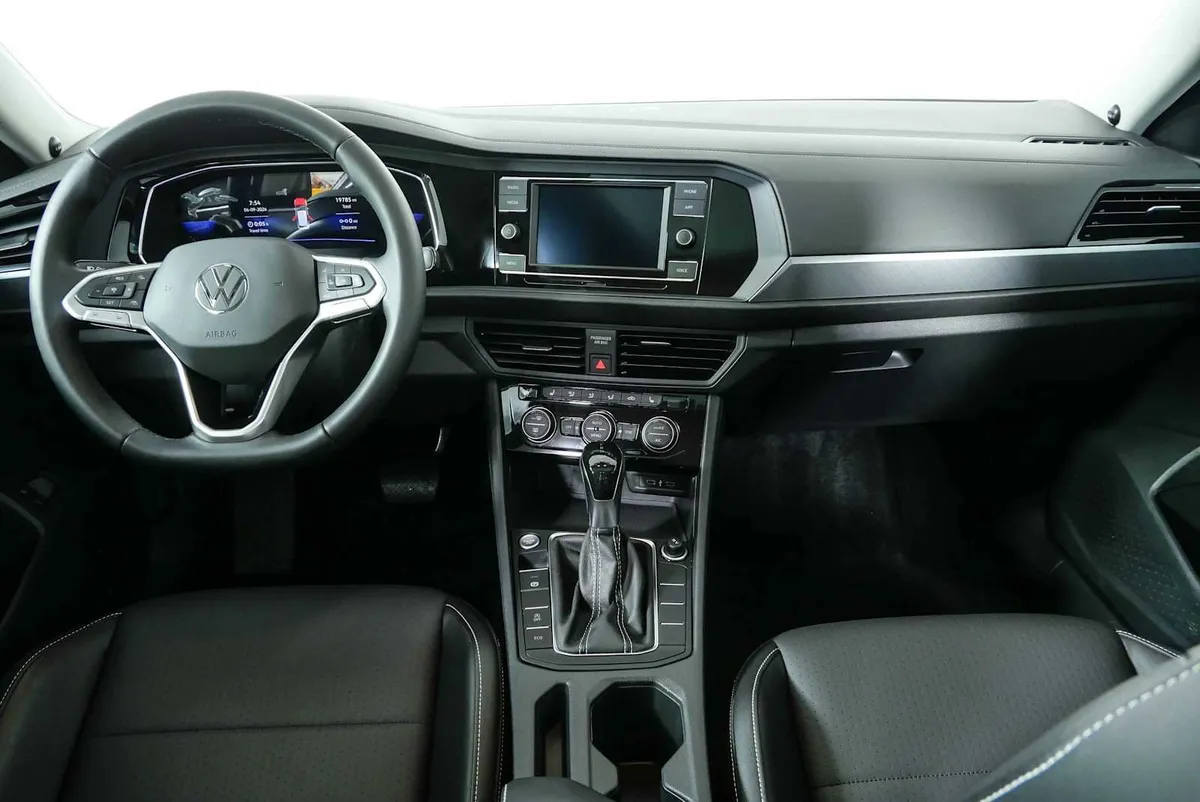 2023 VOLKSWAGEN JETTA SE thumbnail 17