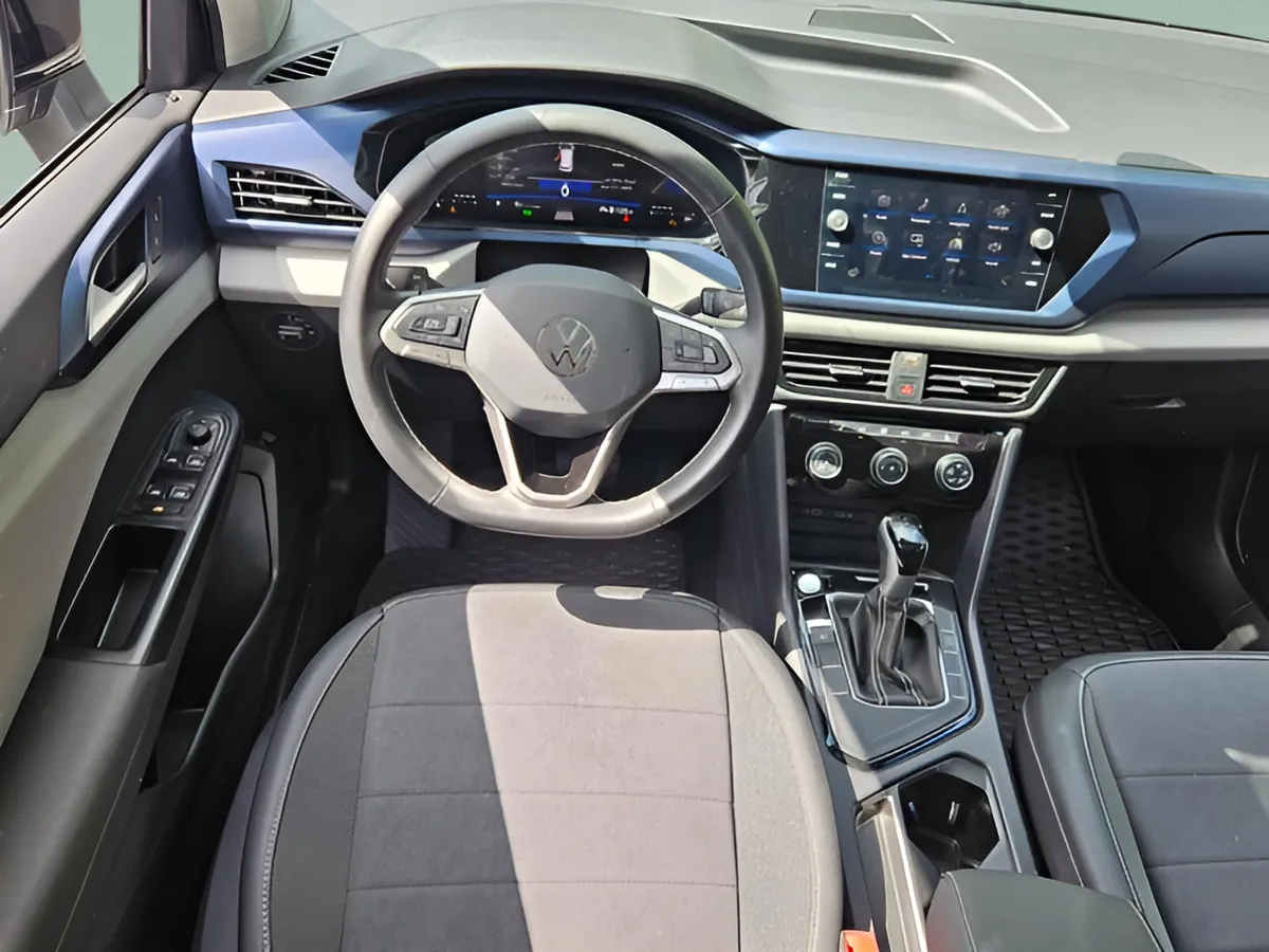 2023 Volkswagen Taos SE thumbnail 25
