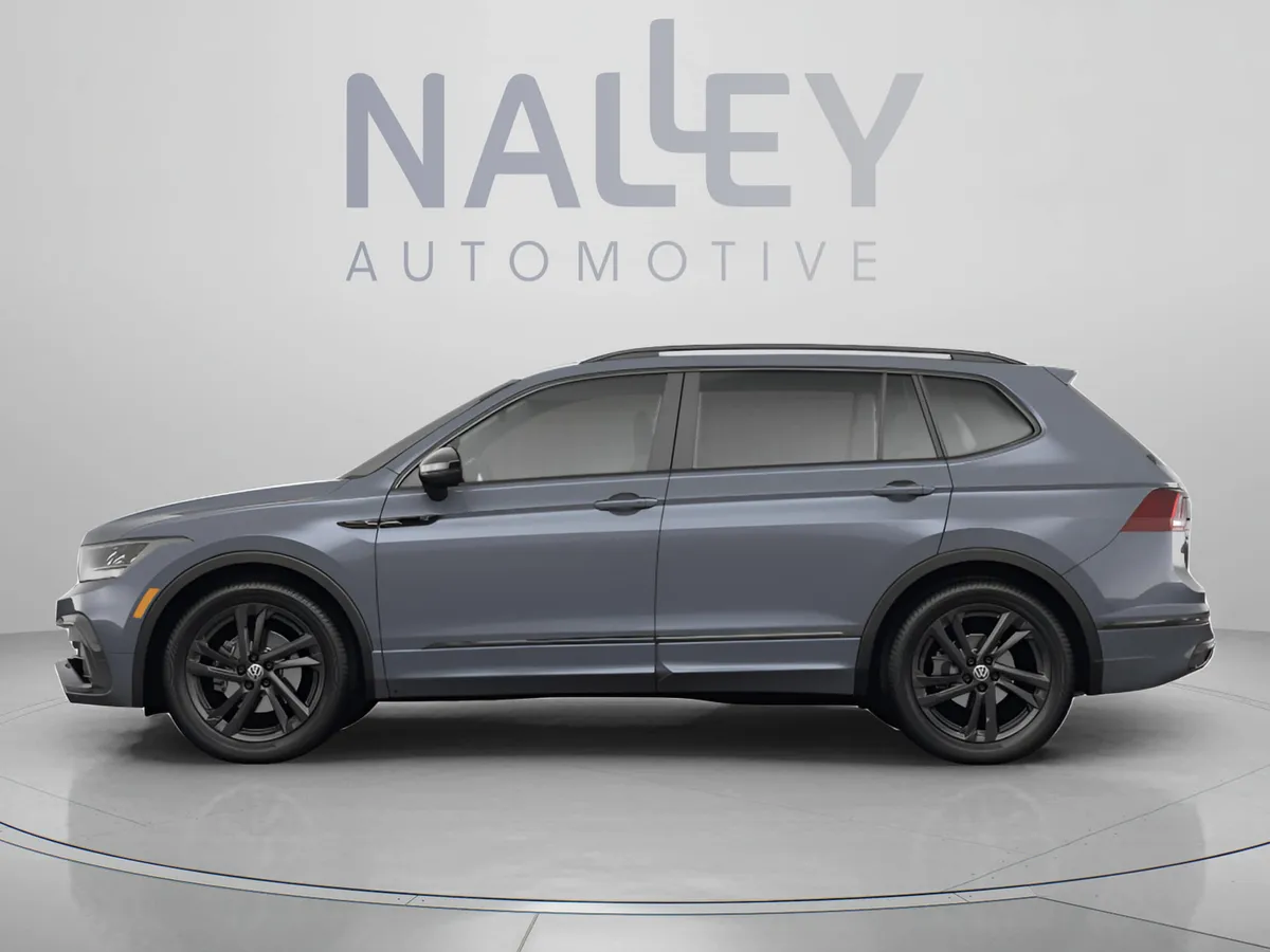 2023 Volkswagen Tiguan 2.0T S thumbnail 2