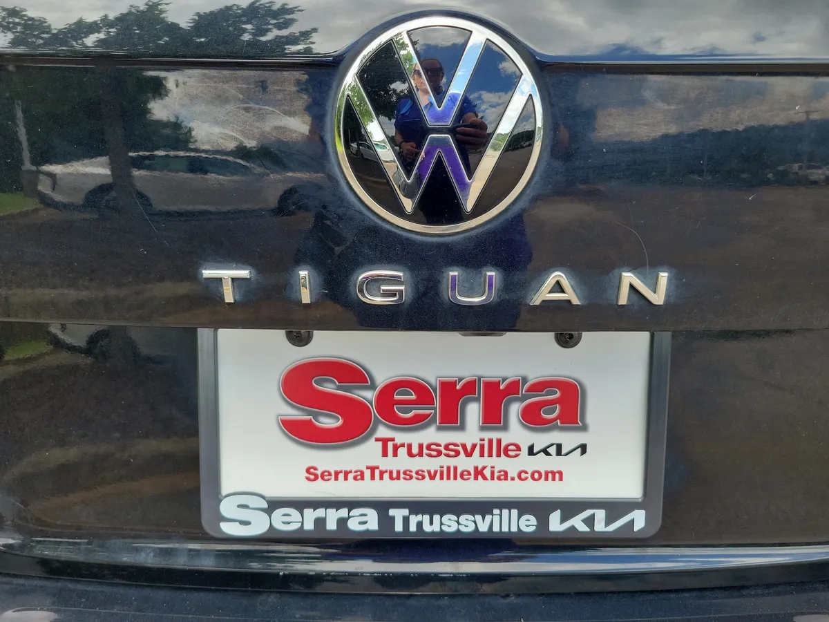 2023 Volkswagen Tiguan 2.0T SE thumbnail 26