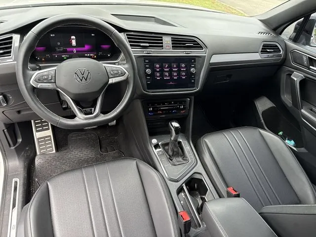 2023 Volkswagen Tiguan 2.0T SE R-Line Black thumbnail 18