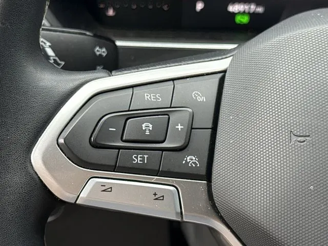 2023 Volkswagen Tiguan 2.0T SE R-Line Black thumbnail 20