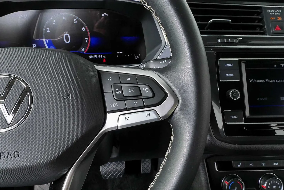 2023 VOLKSWAGEN TIGUAN S thumbnail 10