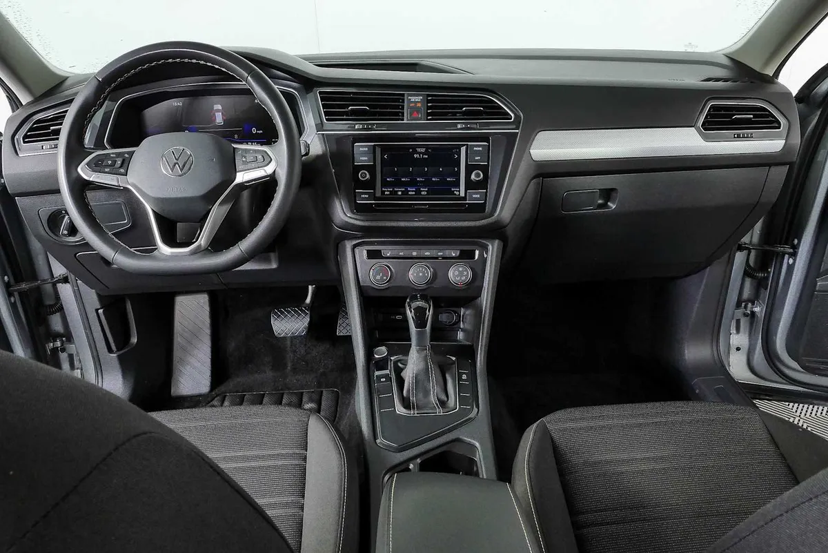 2023 VOLKSWAGEN TIGUAN S thumbnail 17