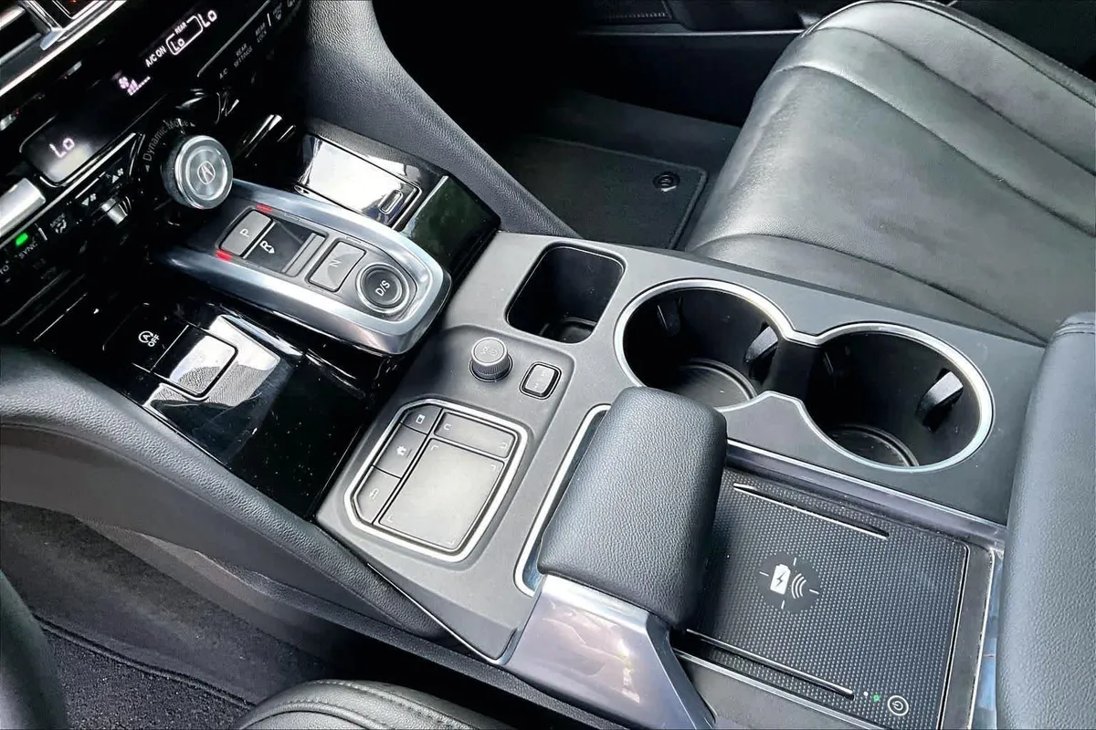 2024 Acura MDX thumbnail 17