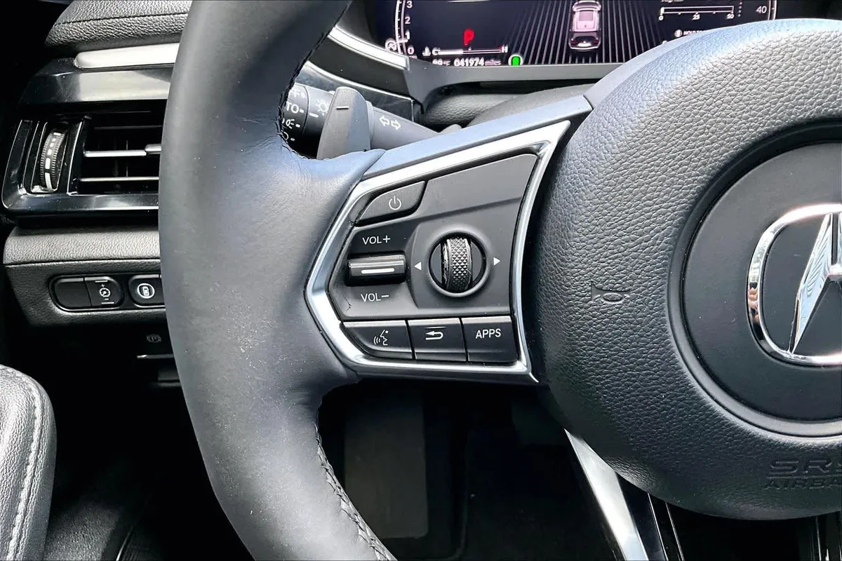 2024 Acura MDX thumbnail 22