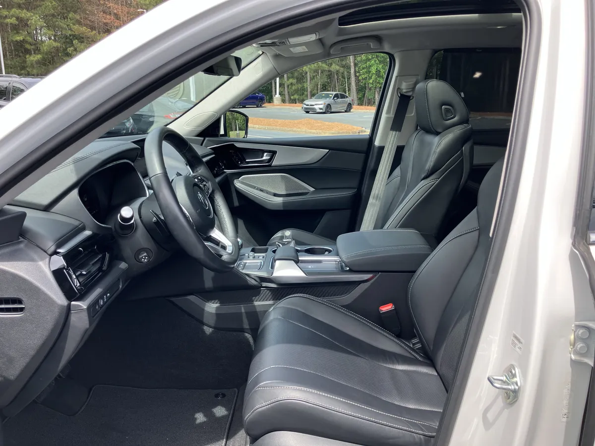2024 Acura MDX SH-AWD w/Technology Package thumbnail 16