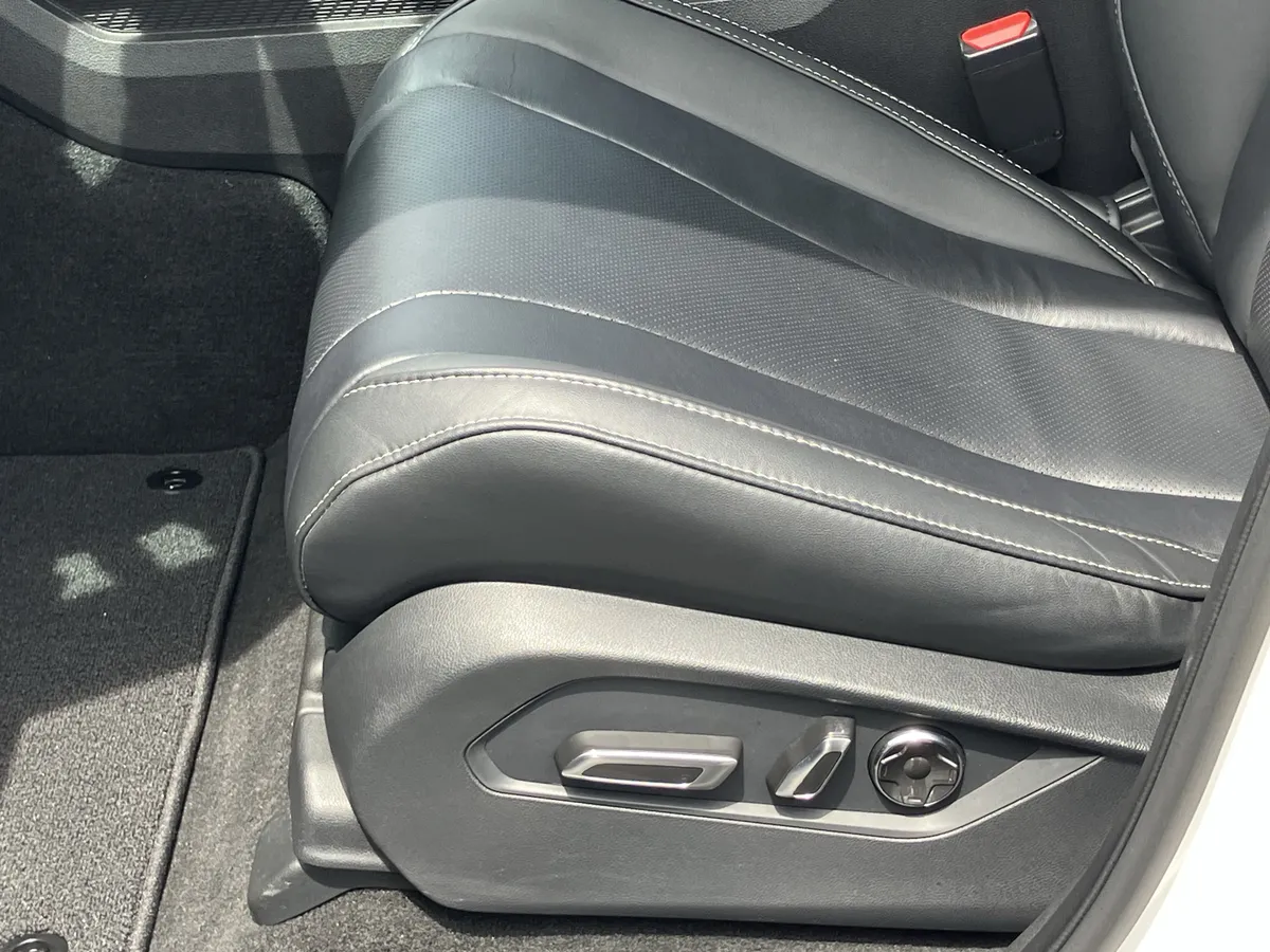 2024 Acura MDX SH-AWD w/Technology Package thumbnail 17